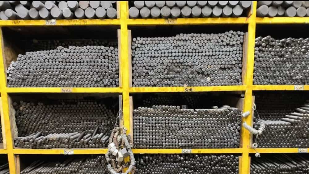 راهنمای جامع خرید و انتخاب استادبولت (Stud Bolt)؛ آنچه باید درباره استانداردها و کاربردها بدانید